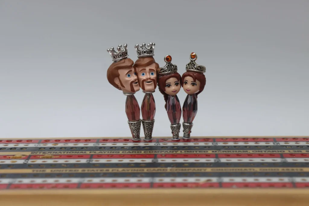 King and Queen Cribbage Pegs