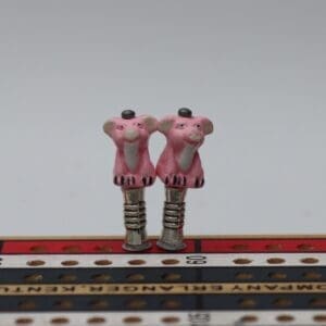 Sitting Pink Pig Cribbage Pegs