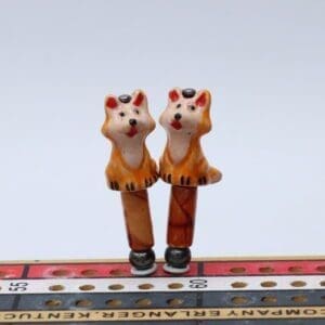 Yellow Sitting Fox Cribbage Pegs