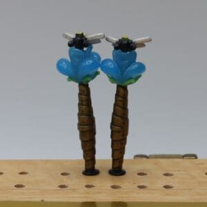 Bee on a Flower Cribbage Pegs